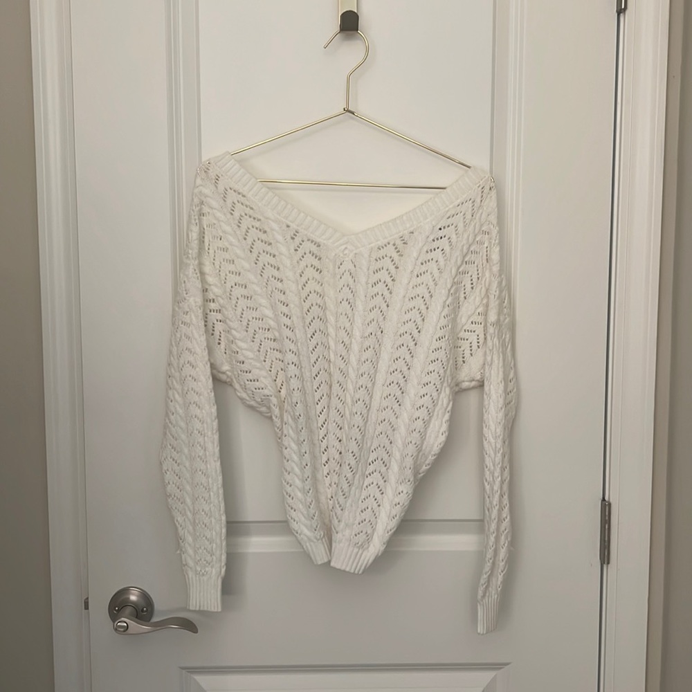 Francesca’s- Women’s (Size Small) White Sweater with Criss Cross Back